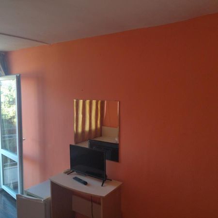 קרנבו Hotel Zora מראה חיצוני תמונה